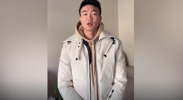 直播时被身边人曝赌球？戴琳否认：愿接受一切调查