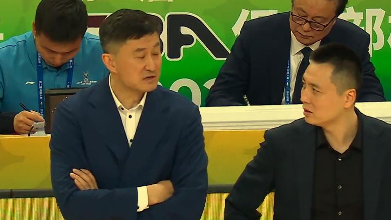 v站体育-上海淘汰广东进四强!卢伟给足了杜锋面子,否则赢30分都不成问题